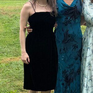 Vintage '80s velvet black dress